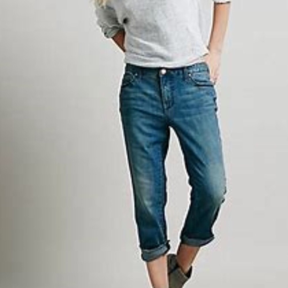 ⚠️LOWEST⚠️ Free People Boyfriend Crop Jeans - Picture 1 of 3